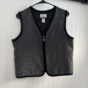 Christopher & Banks Holiday Zip Vest Small